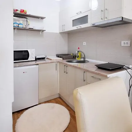 Filipovic 아파트 *